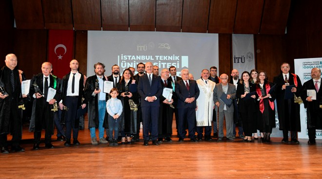 Istanbul Technical University Awards were Presented in an Enthusiastic Ceremony Görseli